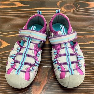 Merrell Kids Aqua and Magenta Water Shoes